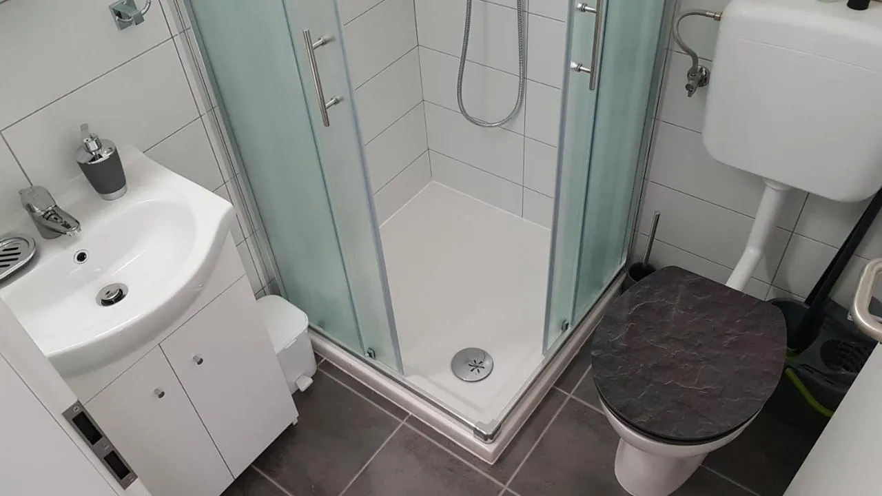 Shower room with a shower cabin